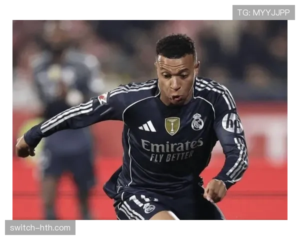 皇马体系变化:姆巴佩融入球队前景成为赛季走势关键影响因素 皇马体系变化:姆巴佩融入球队前景成为赛季走势关键影响因素